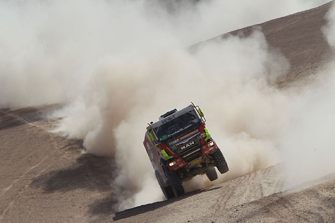 Eurol VEKA MAN Rally Team geeft visitekaartje af in Dakar Rally 2014